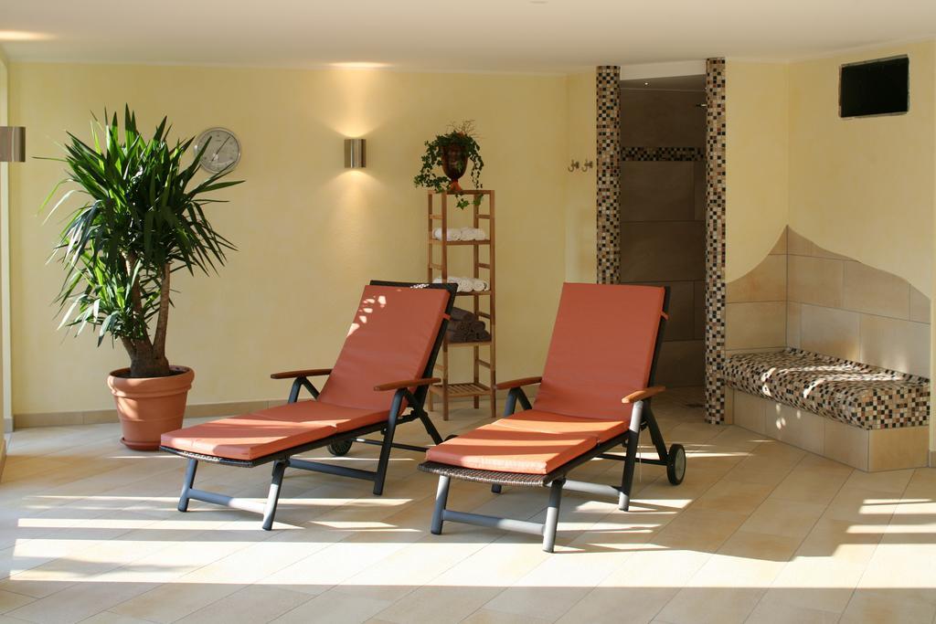 Landhotel Teuteberg Bad Arolsen Esterno foto