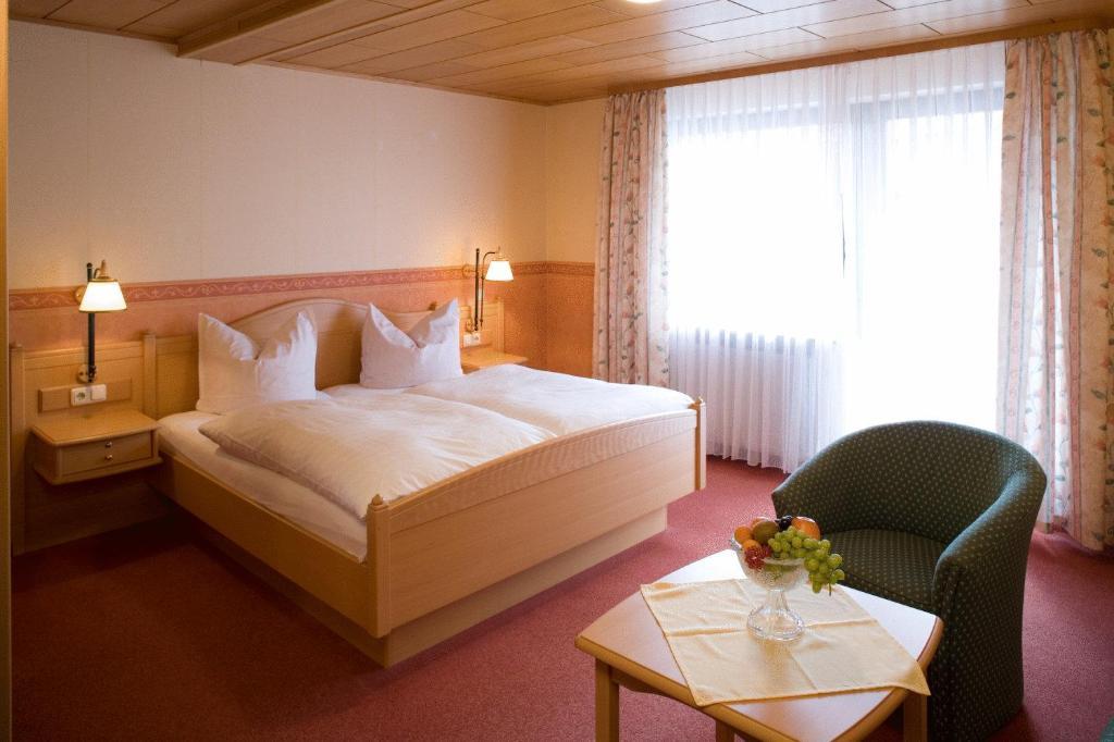 Landhotel Teuteberg Bad Arolsen Esterno foto