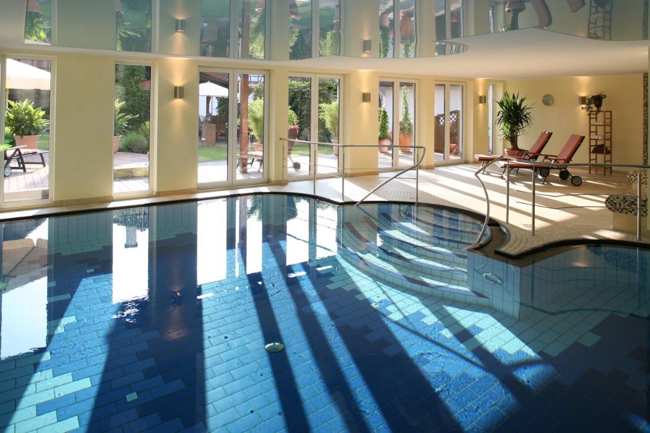 Landhotel Teuteberg Bad Arolsen Esterno foto