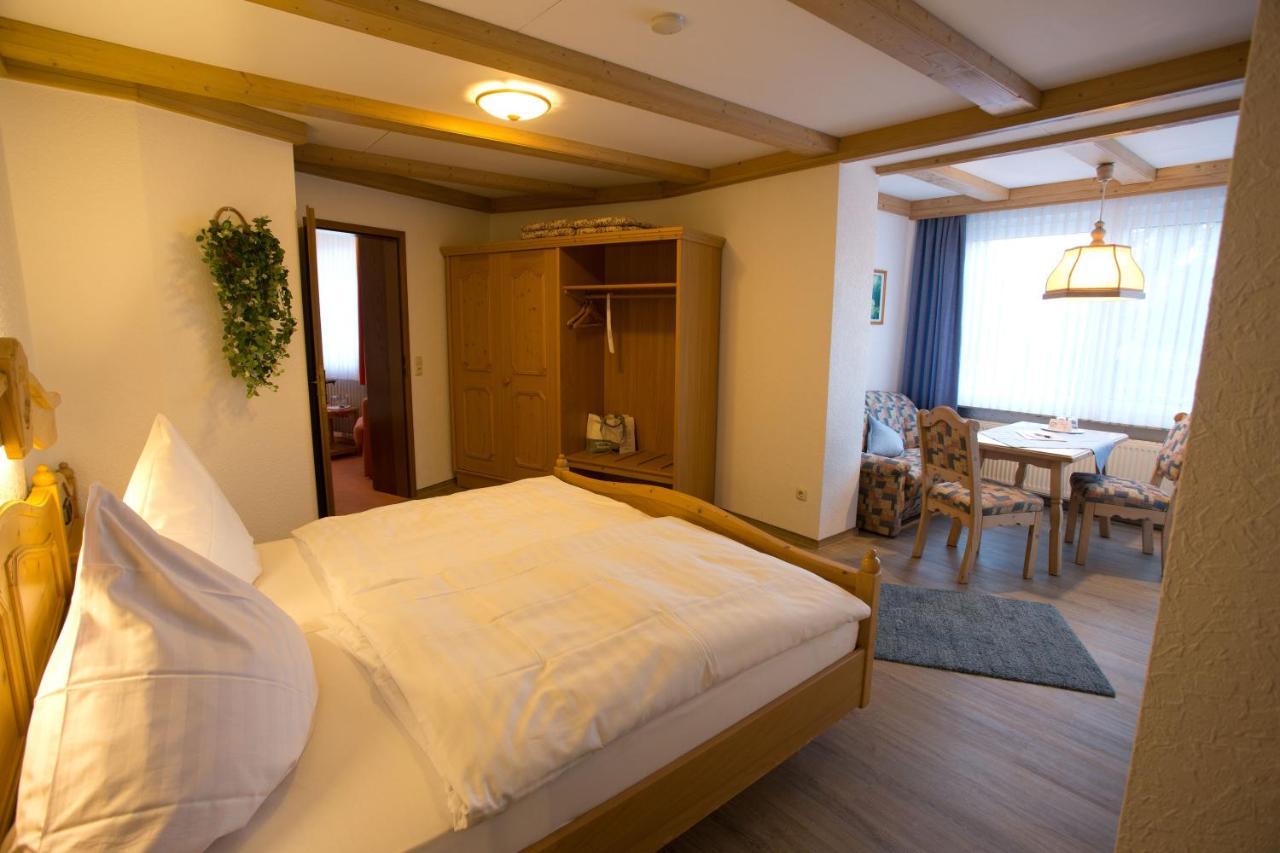 Landhotel Teuteberg Bad Arolsen Esterno foto