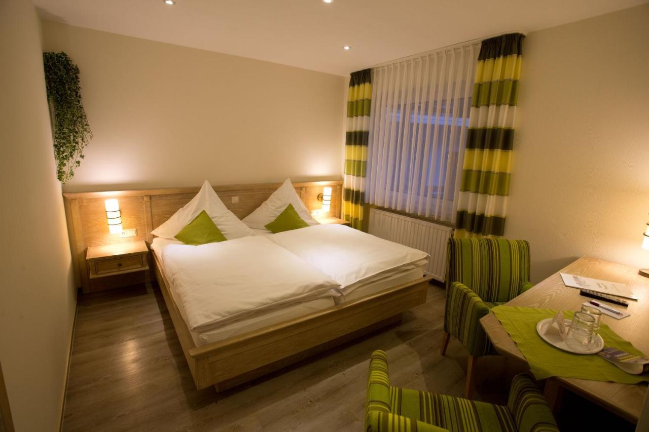 Landhotel Teuteberg Bad Arolsen Esterno foto