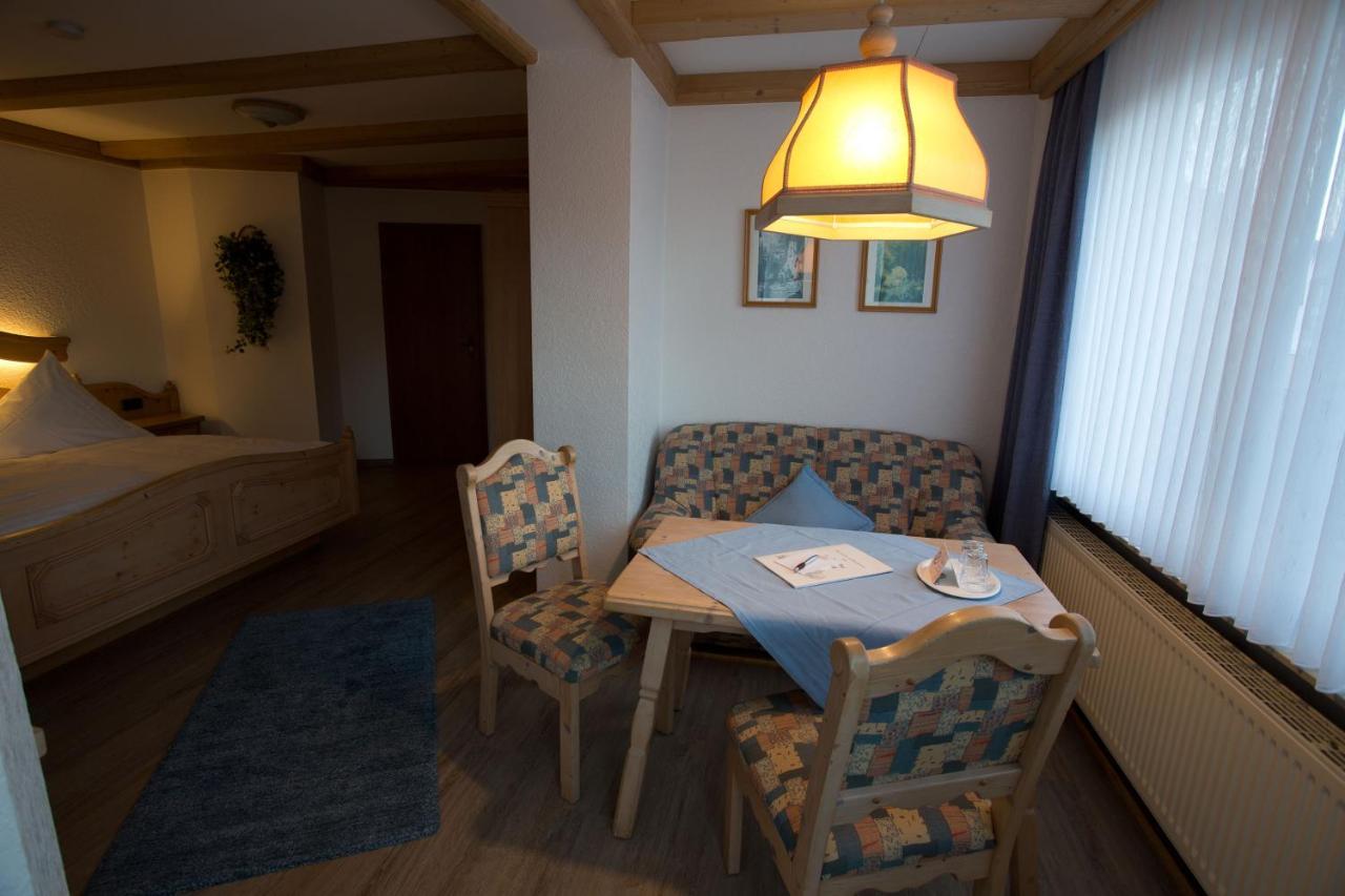 Landhotel Teuteberg Bad Arolsen Esterno foto